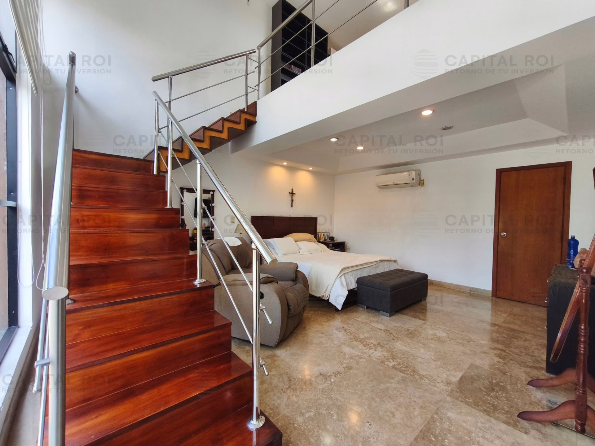 Villa de lujo en Samborondon Urbanizacion Torres del sol